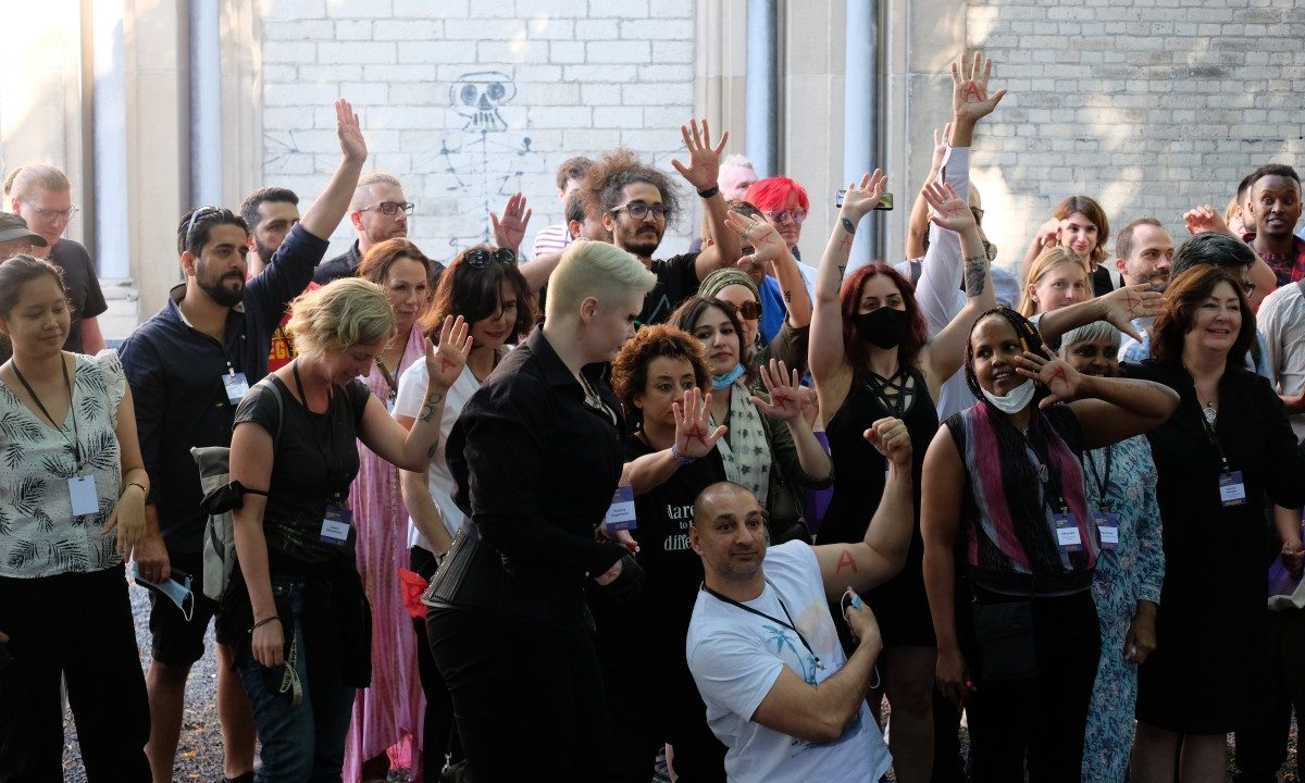 Raise your hands for International Apostasy Day